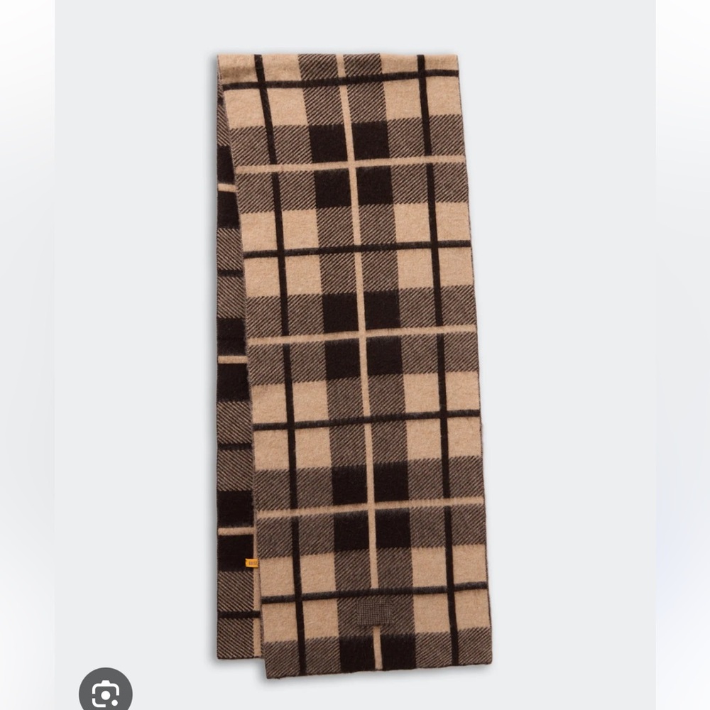 NWT Guest in Residence Plaid Big Scarf in Burnt Cocoa/Dune